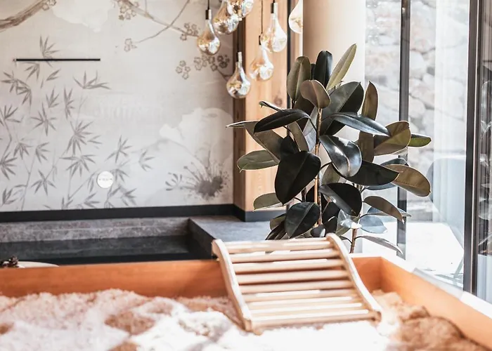 Borgo Antico Mountain